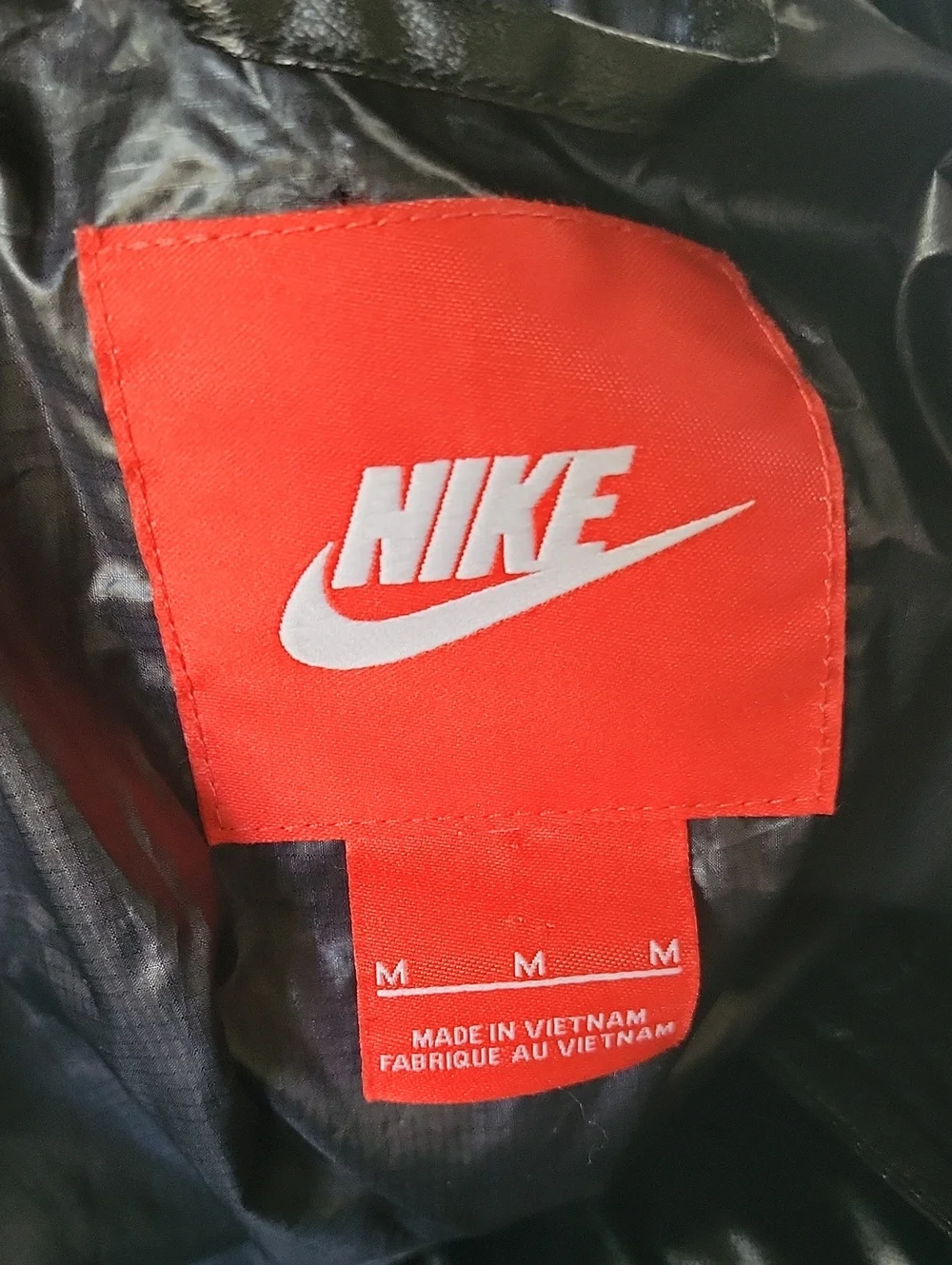 Nike Cascade Down Puffer Poncho Jacket Sz M Retail $300